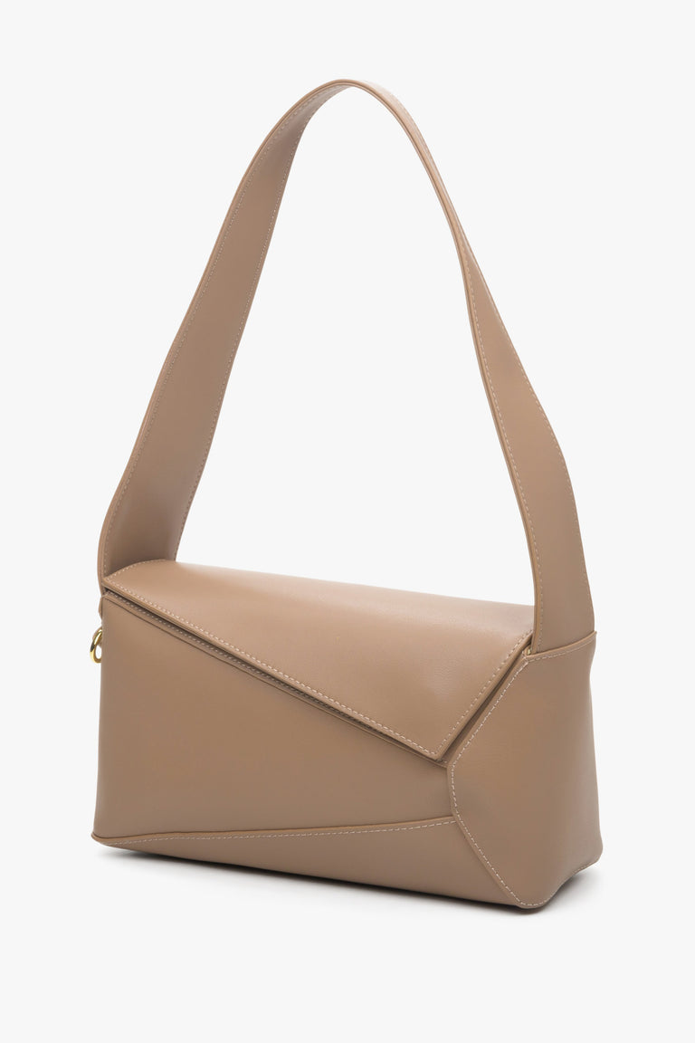 Women's small light brown handbag made of genuine leather by Estro.