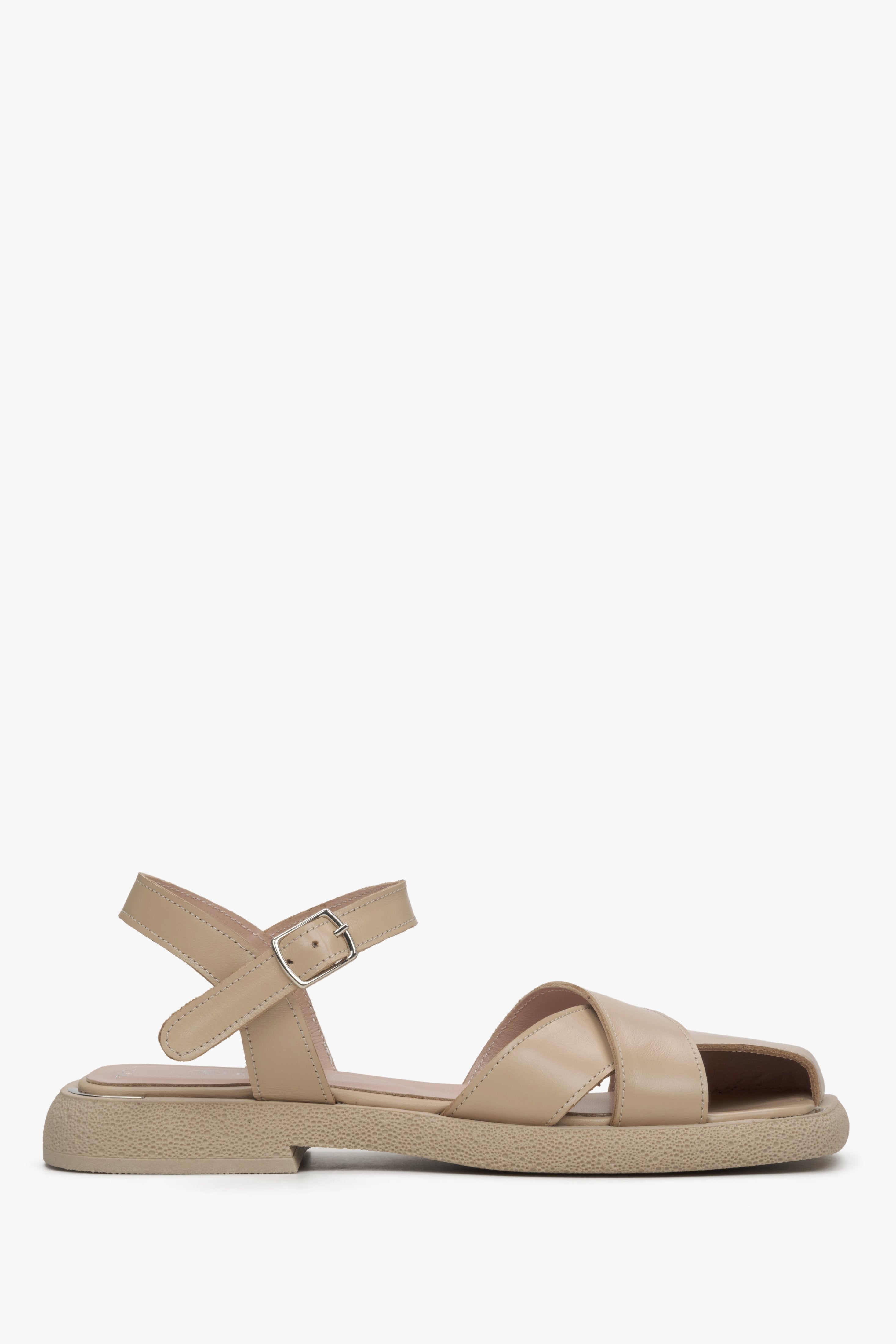 Women's Beige Leather Sandals with Cross Straps Estro ER00115107