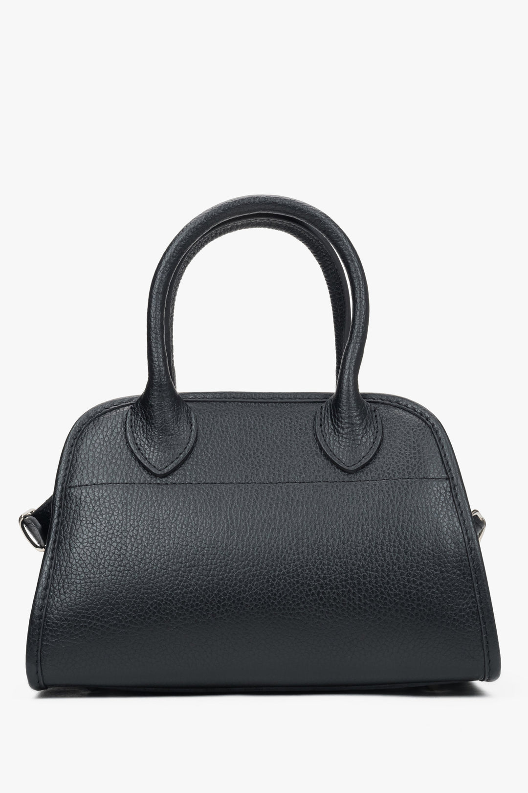 Black handbag with a handle Estro.