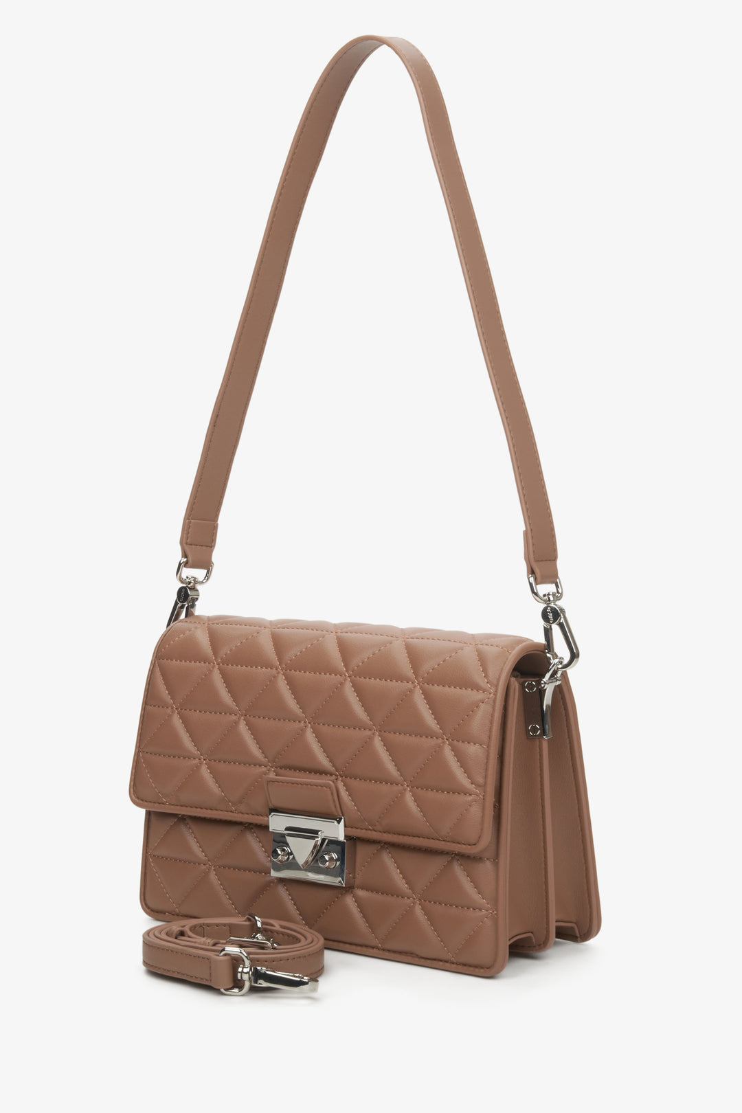 Women's brown shoulder bag made of quilted genuine leather by Estro.