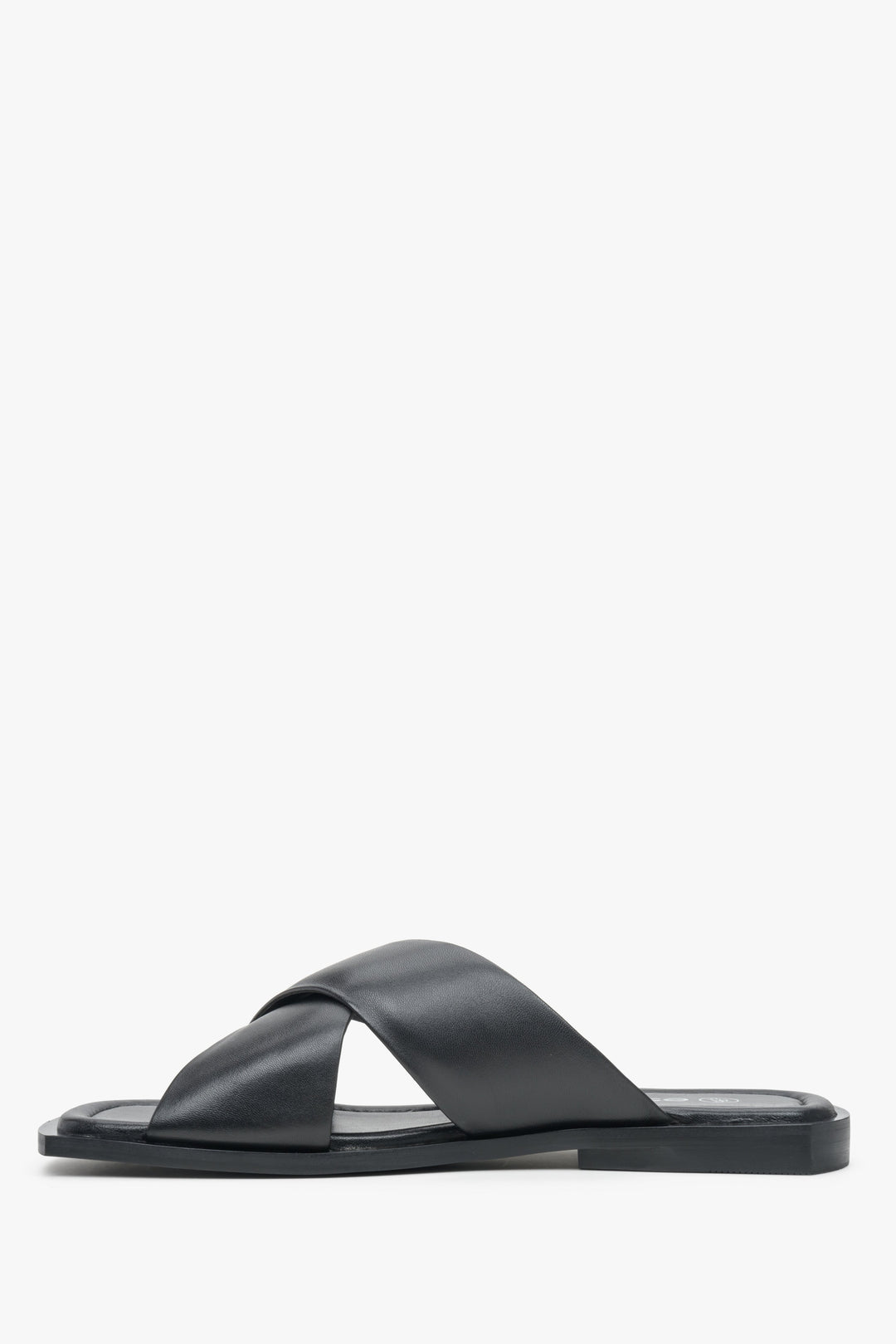 Estro women's slide sandals in black made of genuine leather - shoe profile.