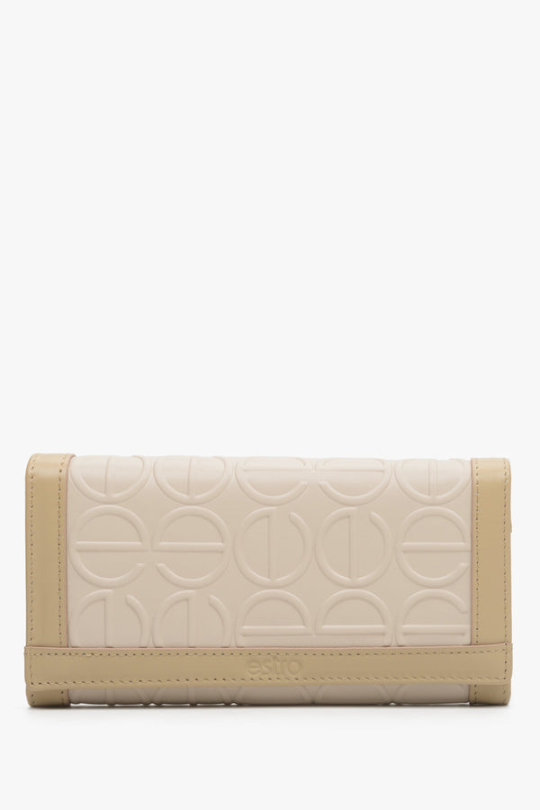 Women's Big Tri-Fold Beige Leather Wallet Estro ER00113666.