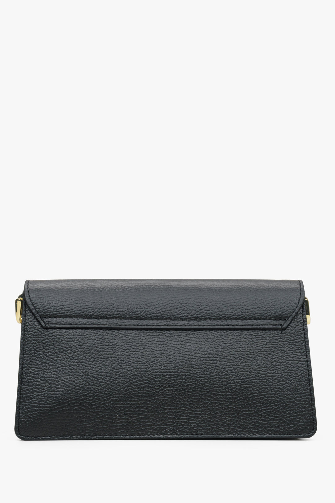 Estro women's black handbag made of Italian genuine leather - close-up on the back of the model.