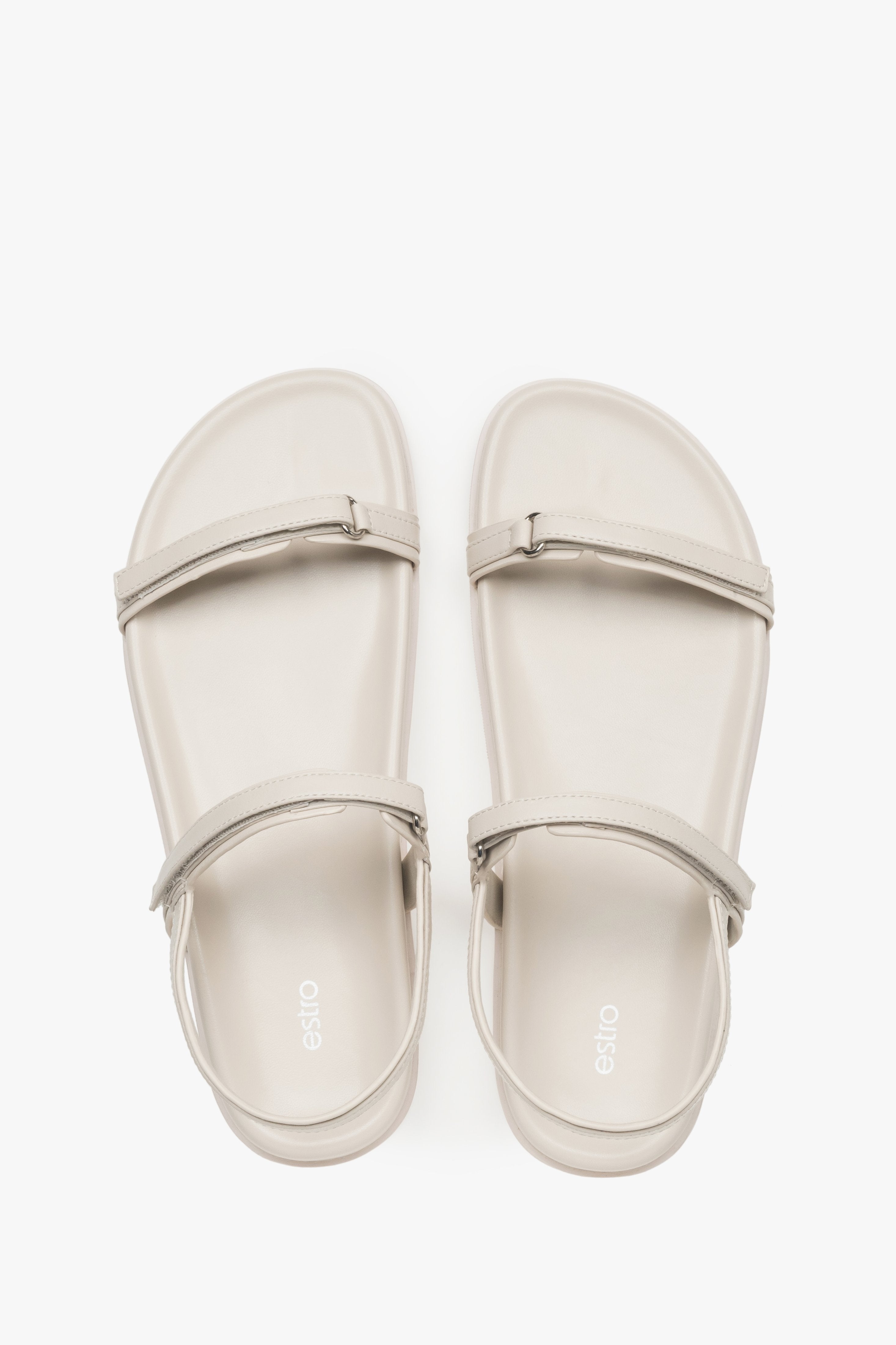 Flat sandals for women, featuring an off-white genuine leather upper and a flat sole.