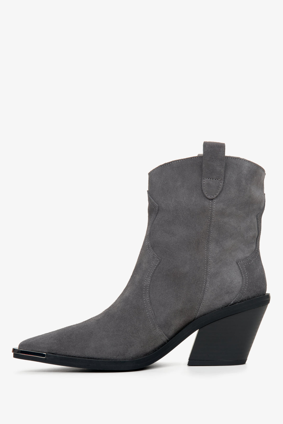 Grey suede cowboy boots Estro - shoe profile.
