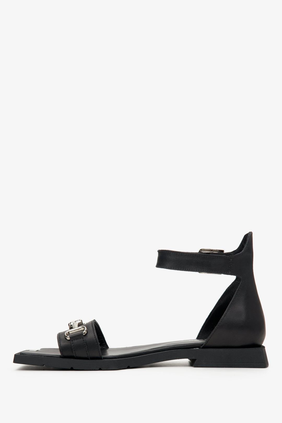Summer women's black sandals - shoe profile.