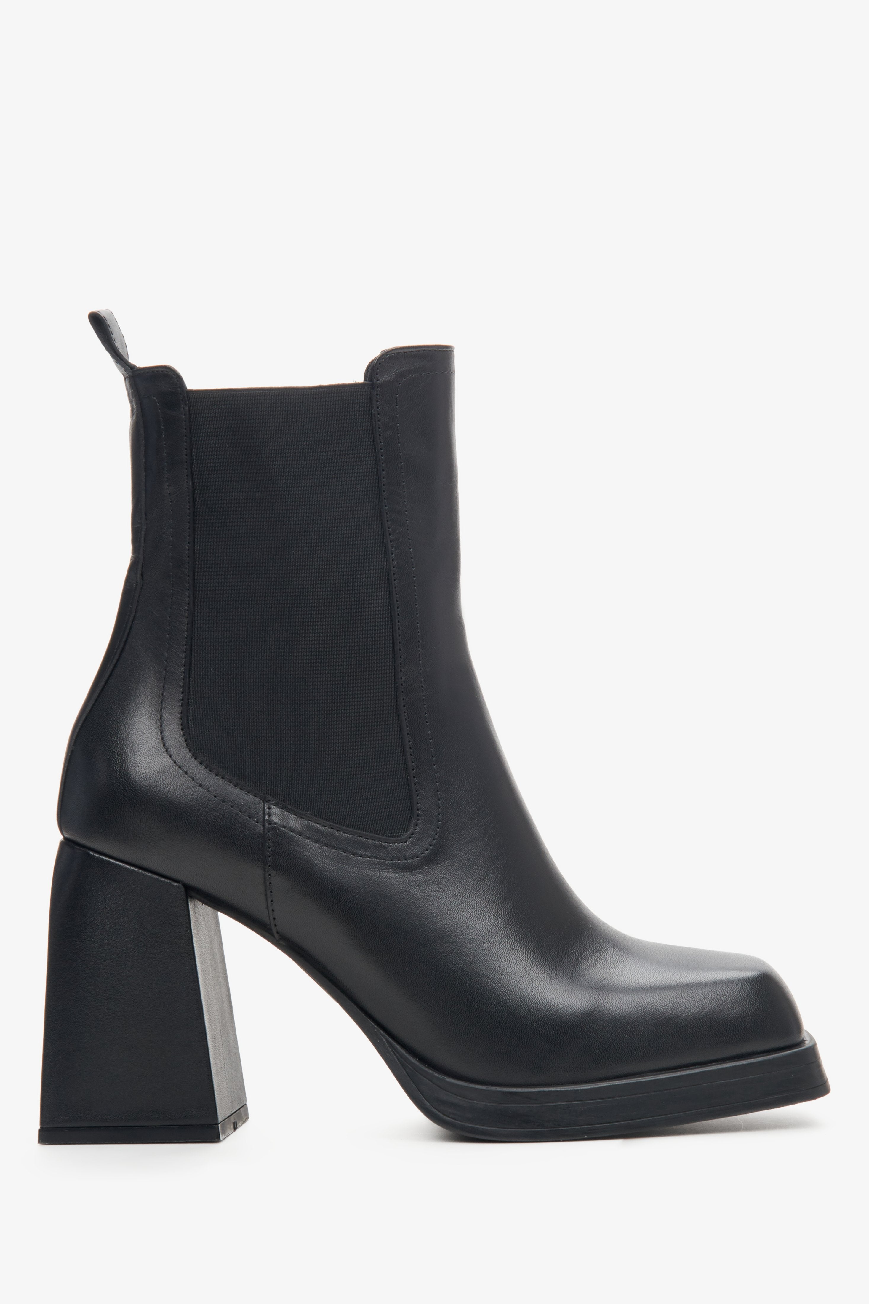 Women's Black Leather Boots with Block Heel and Elastic Insert Estro ER00113868.