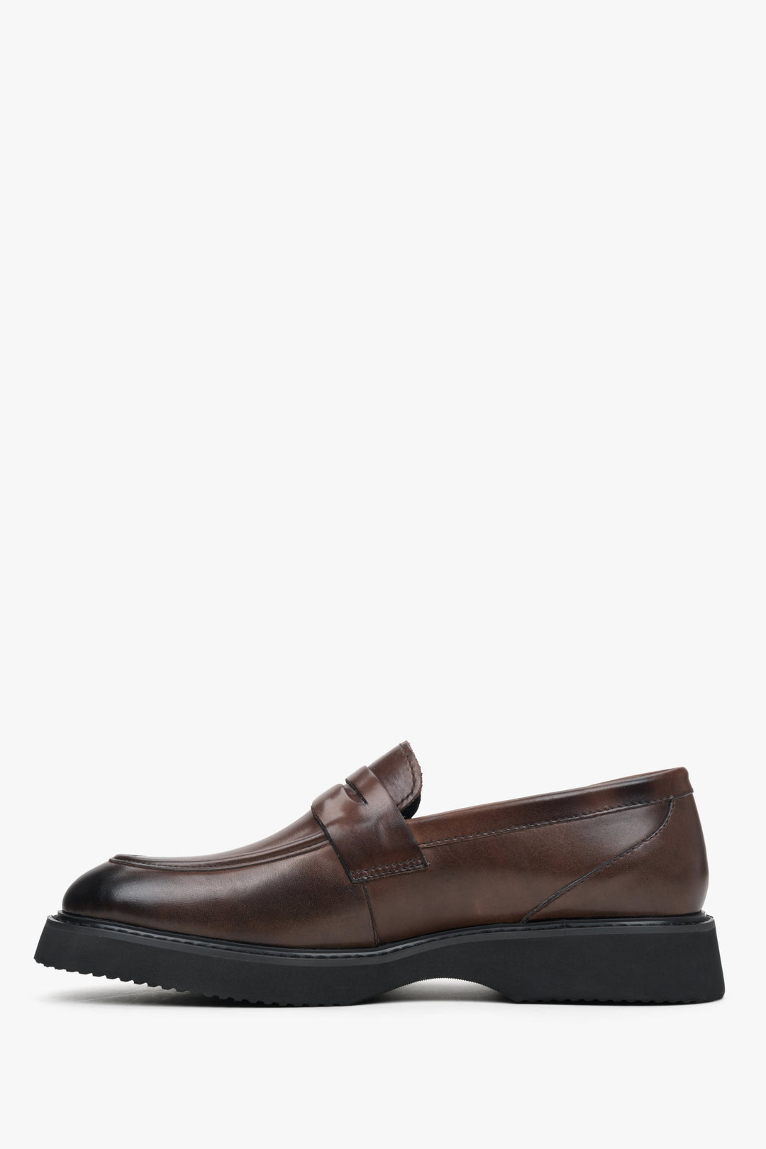Men's dark brown Estro loafers - shoe profile.
