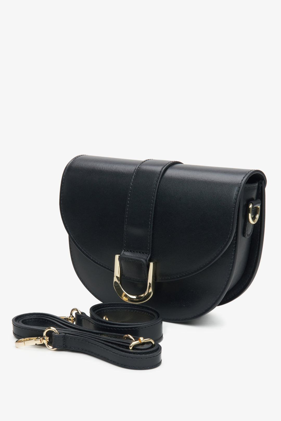 Estro women's black leather crescent-shaped handbag.