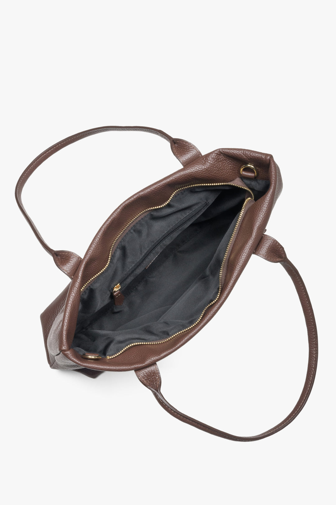 Women's dark brown leather shopper bag by Estro - interior of the model.