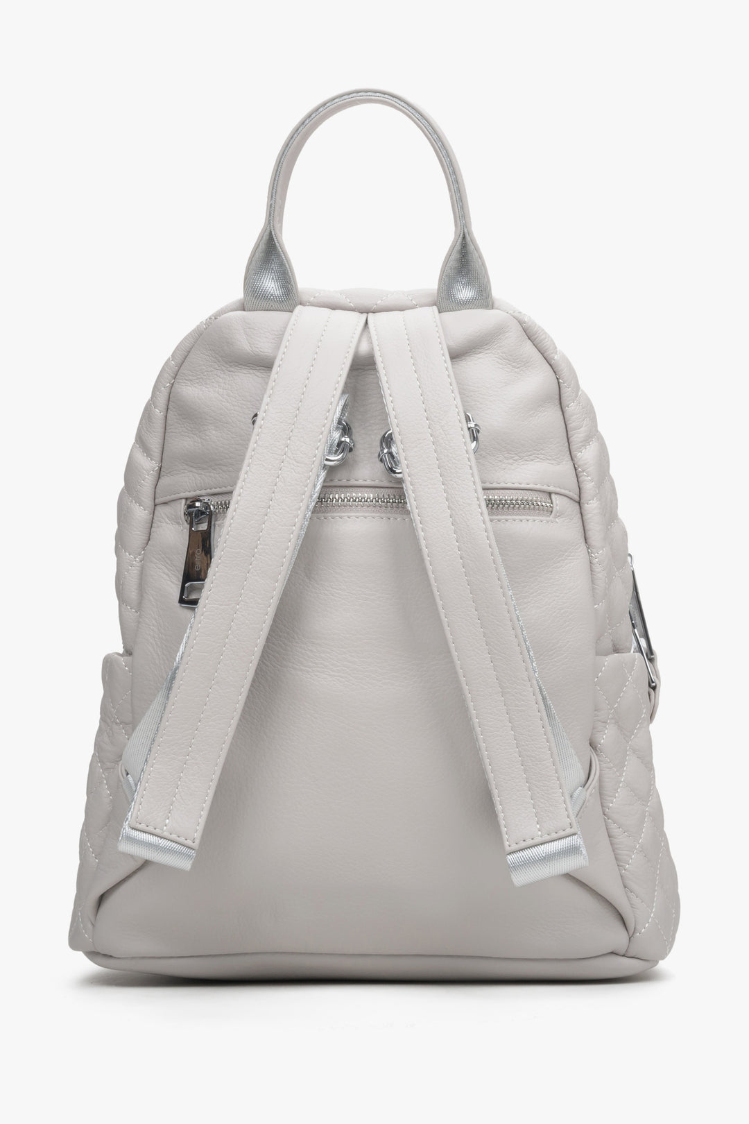 Women's light beige urban backpack by Estro - close-up of the back.