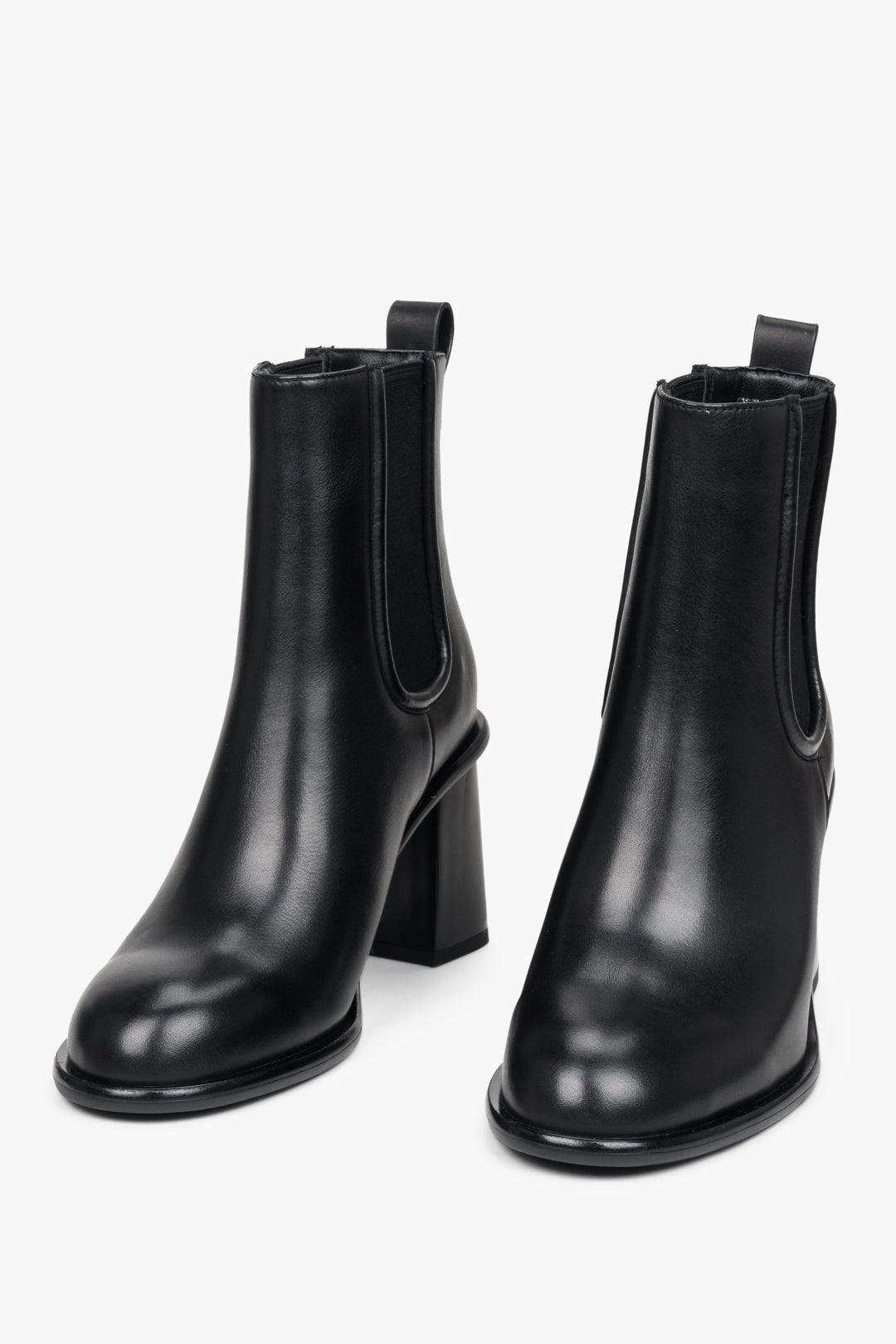 Women's high black leather boots by Estro - close-up on the front of the shoes.