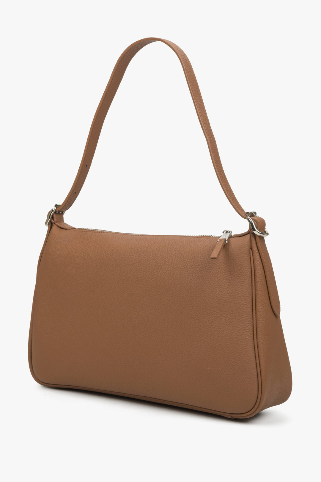 Women's shoulder bag made of genuine leather, brown colour.