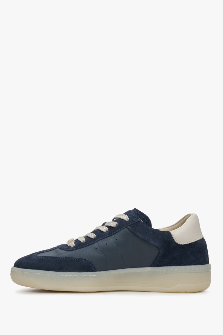 Dark blue leather and velour  women's sneakers Estro - side profile of the shoe.