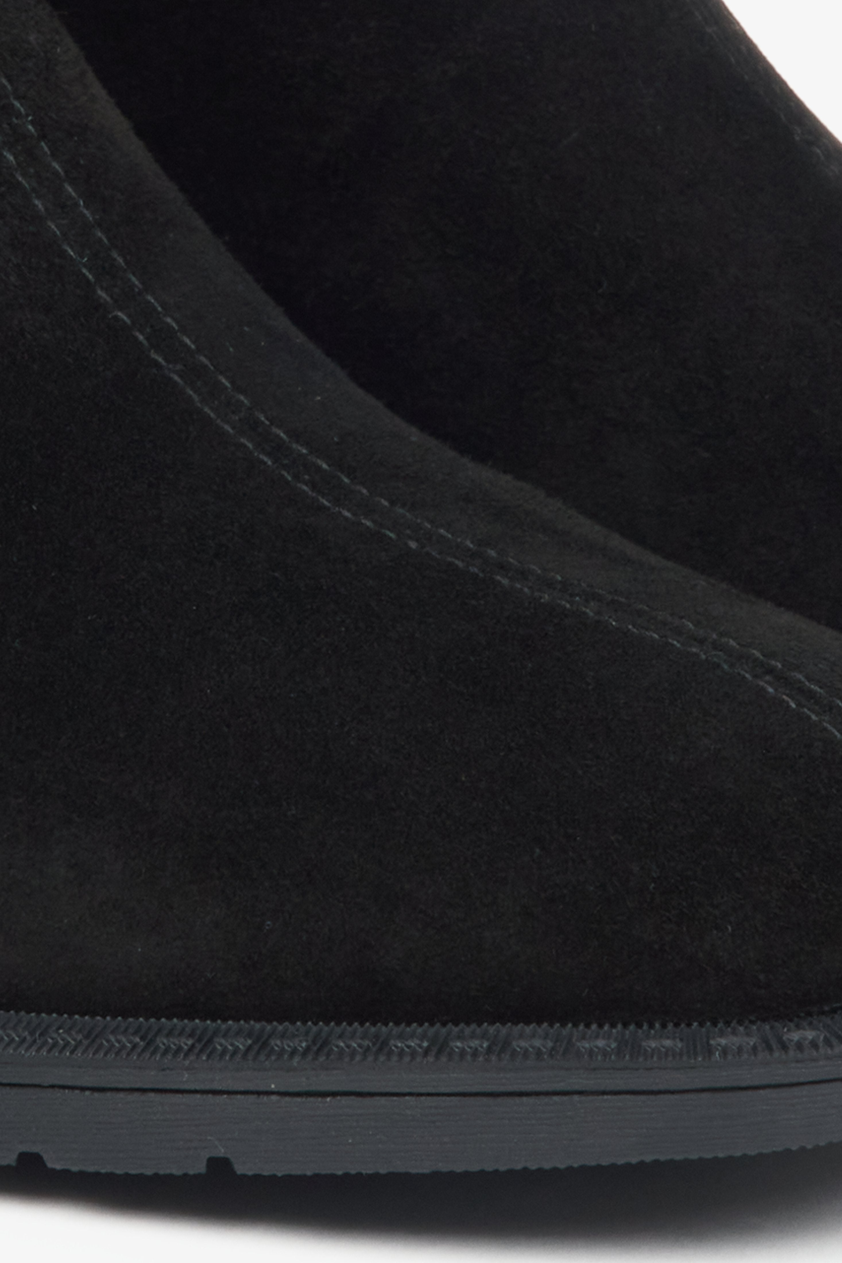 Black women's ankle boots made of genuine velour with light insulation by Estro - details.