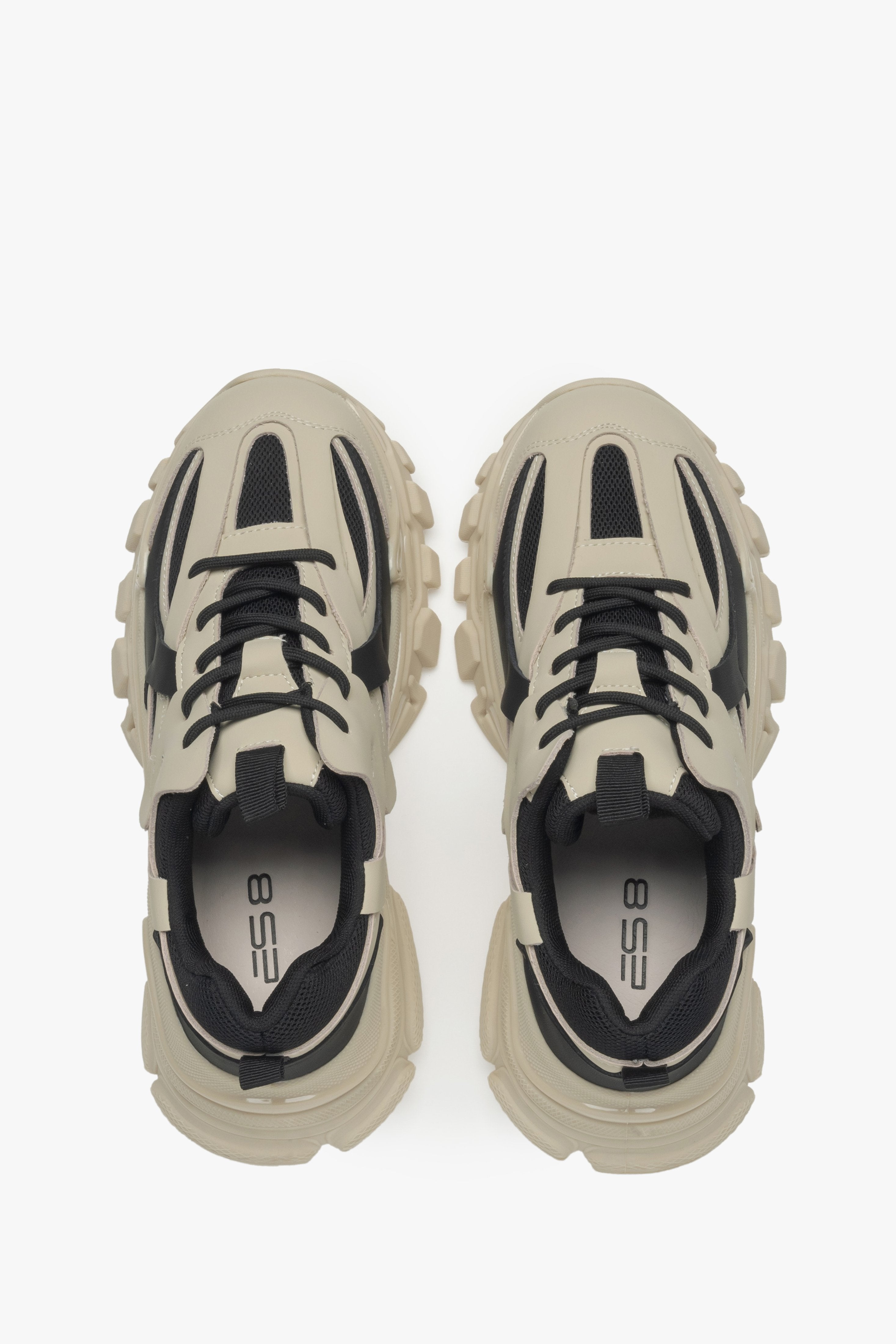 Women's beige and black ES 8 sneakers with laces for spring and fall - top view of the shoes.