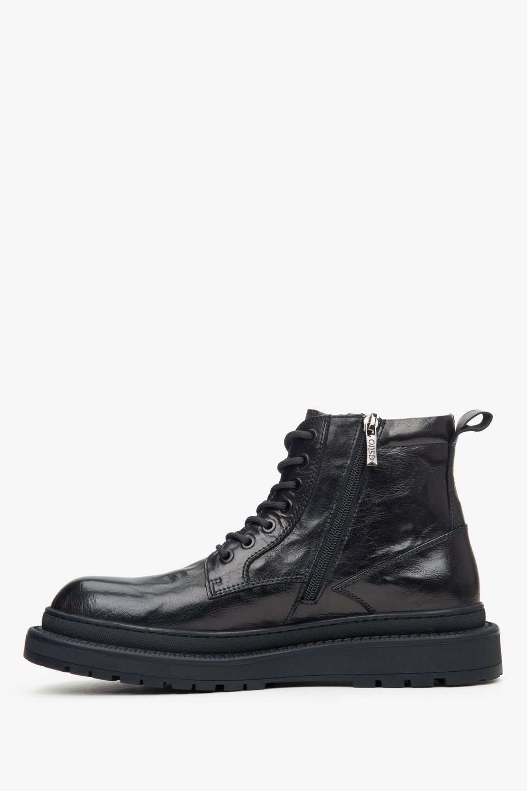 Men's black leather boots by Estro - shoe profile.