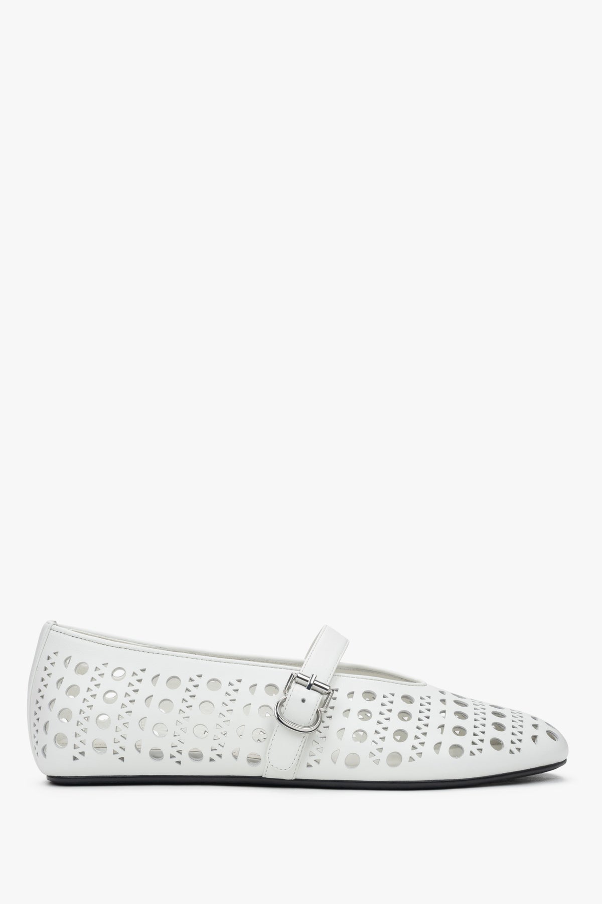 Women's White Perforated Ballet Flats made of Genuine Leather for Summer Estro ER00116977.