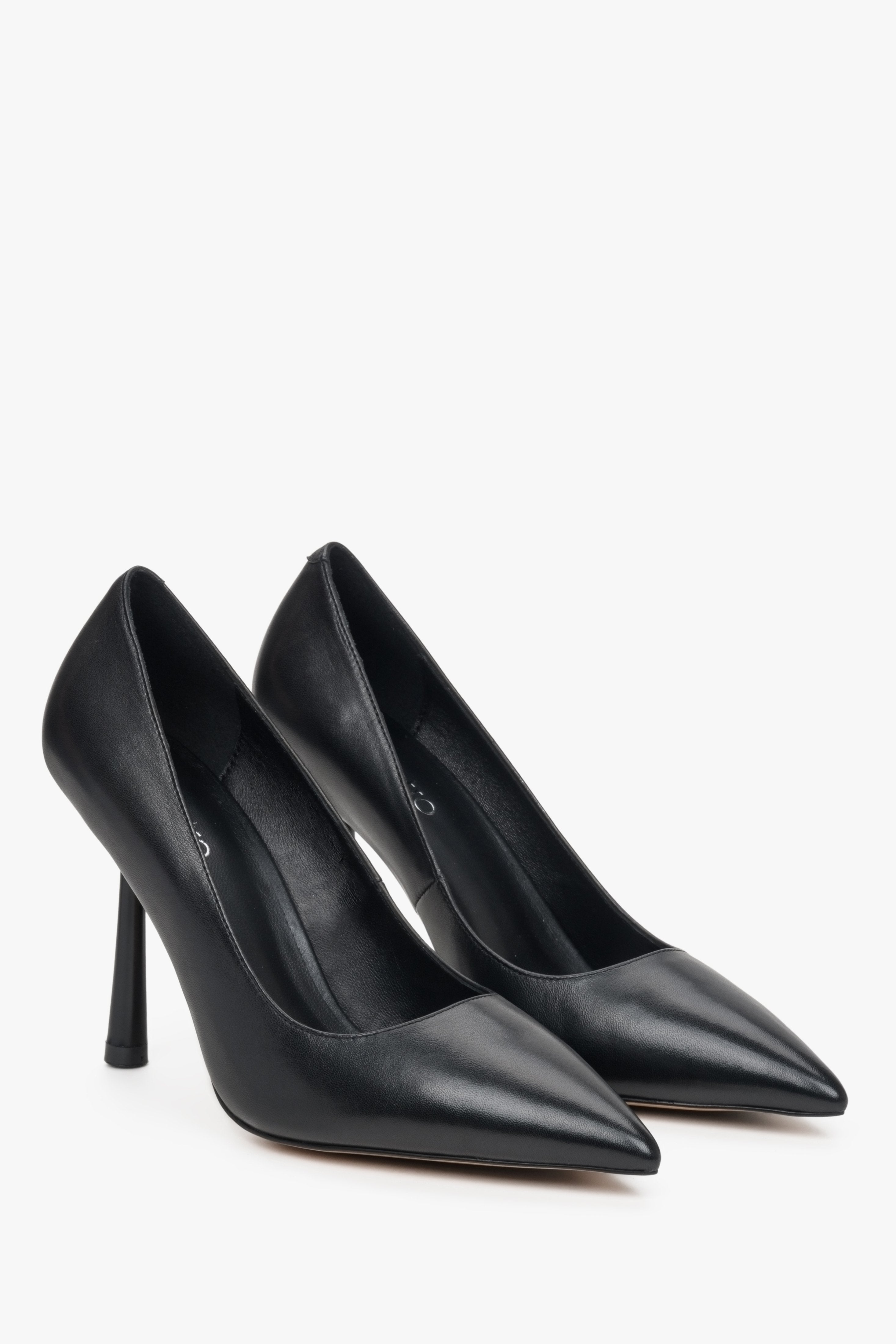 Estro black leather women's high heel pumps.