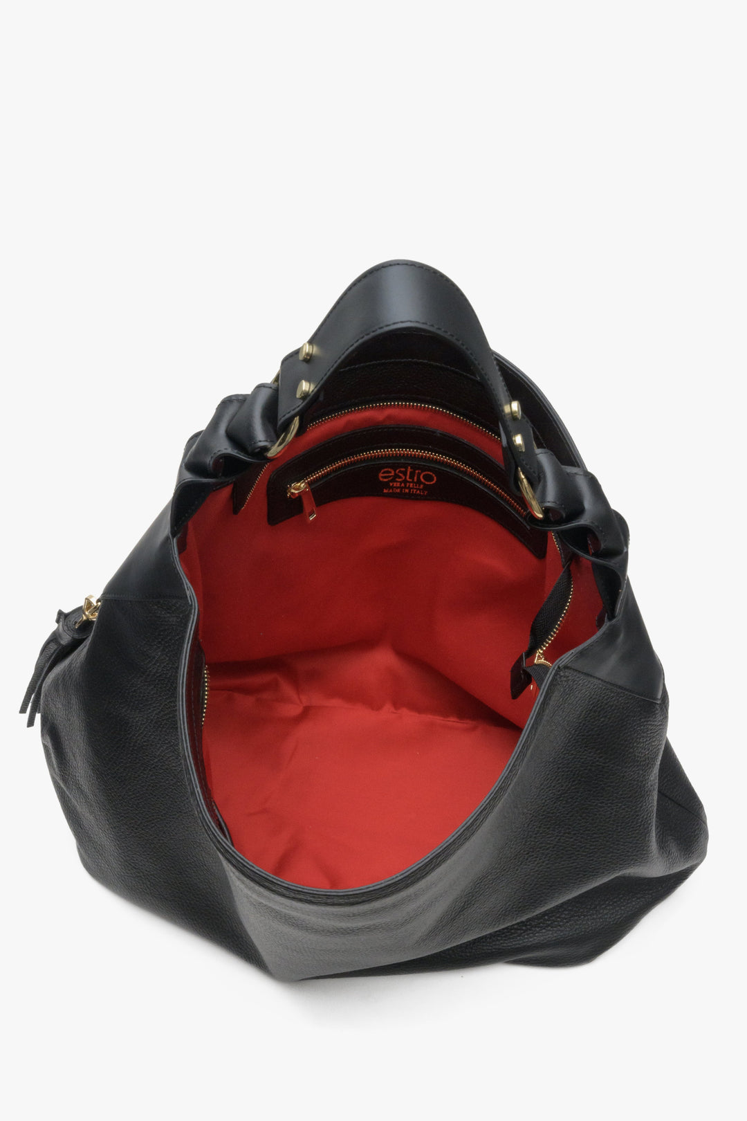 Women's black leather hobo bag - close-up of the interior model.