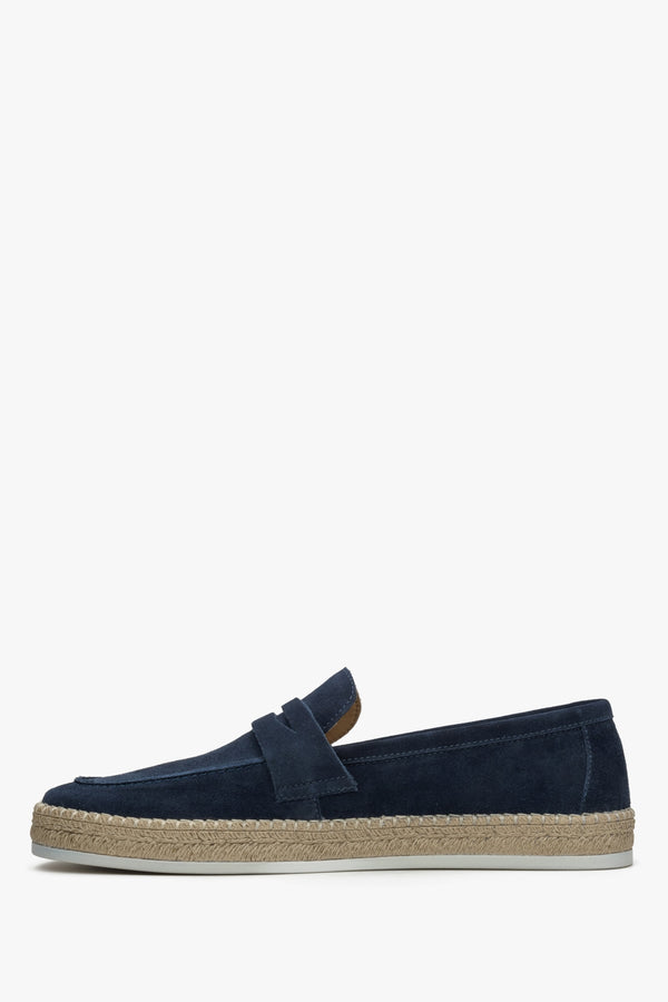 Estro navy blue men's moccasins made of genuine Italian velour - shoe profile.