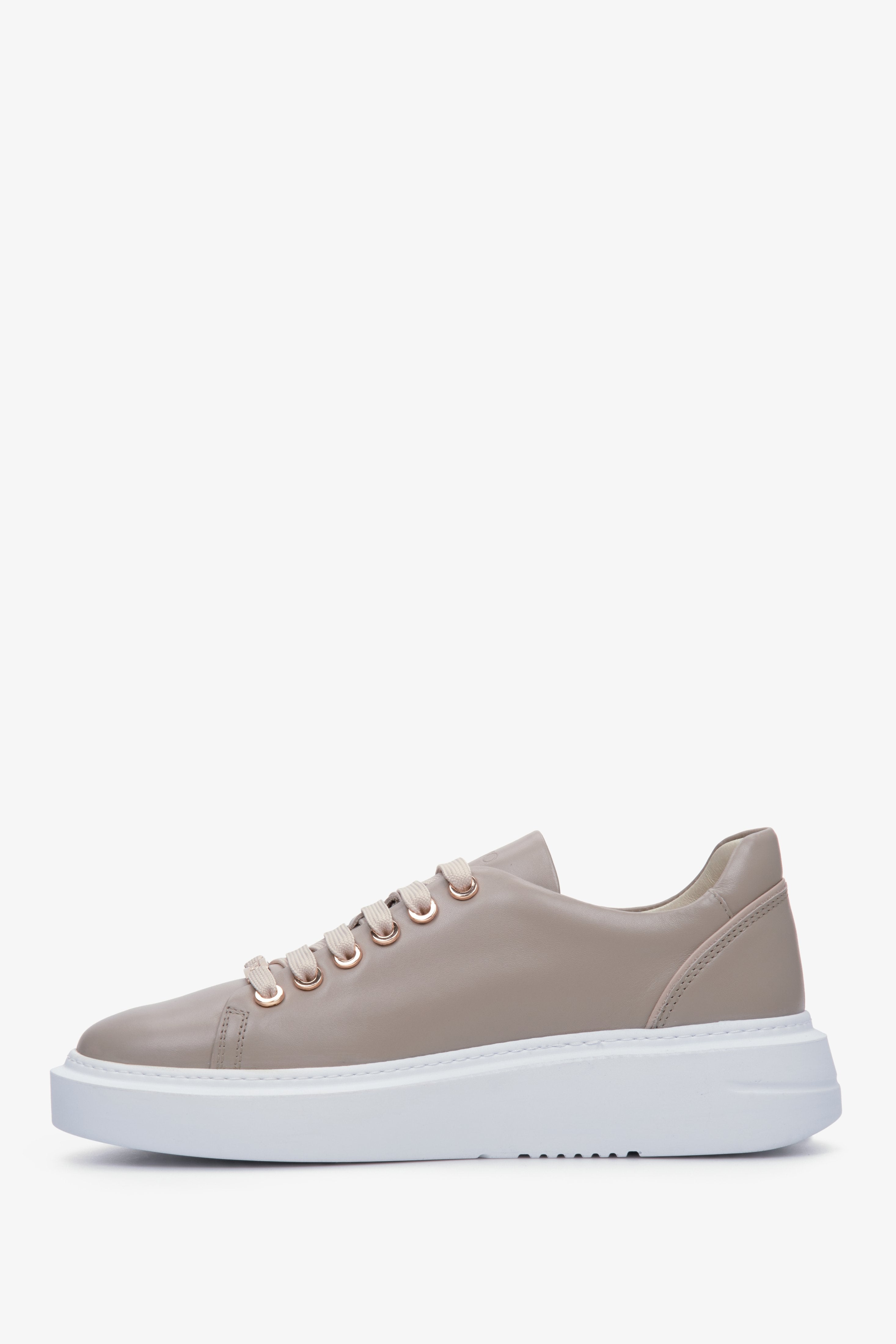 Women's beige sneakers made of genuine leather with laces, Estro ER00111281 - shoe profile.