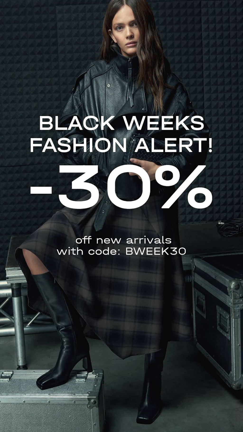 New arrivals promo at Estro for Black Weeks.