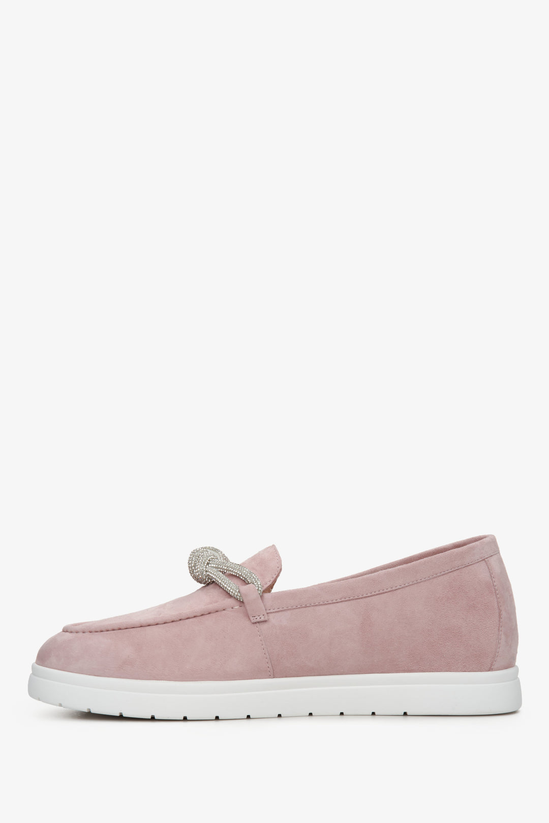Estro women's velour moccasins in pink - shoe profile.