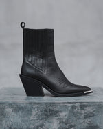 Women's Black Italian Genuine Velour Cowboy Boots Estro ER00112082.