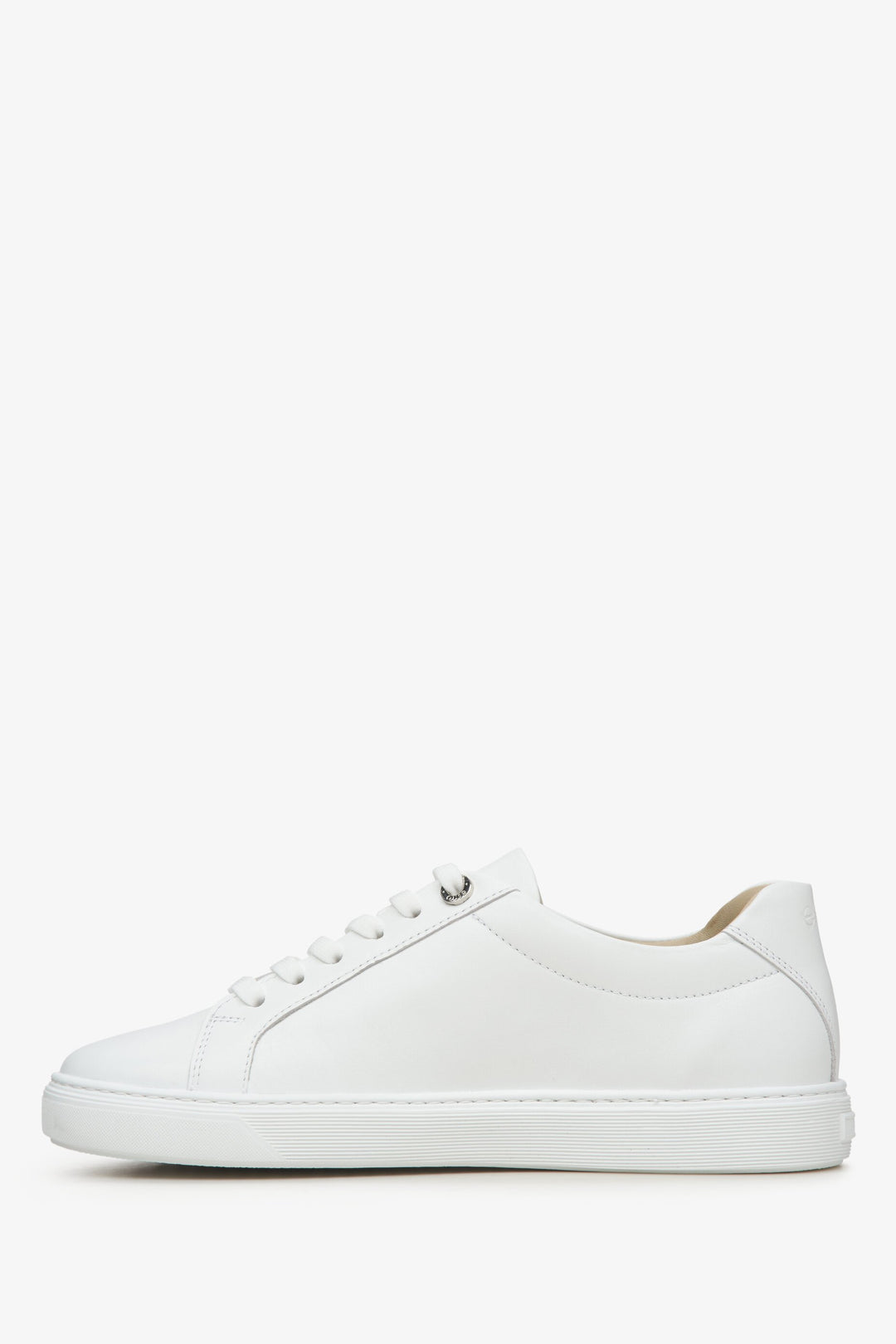 White leather lace-up women's sneakers by Estro - shoe profile.