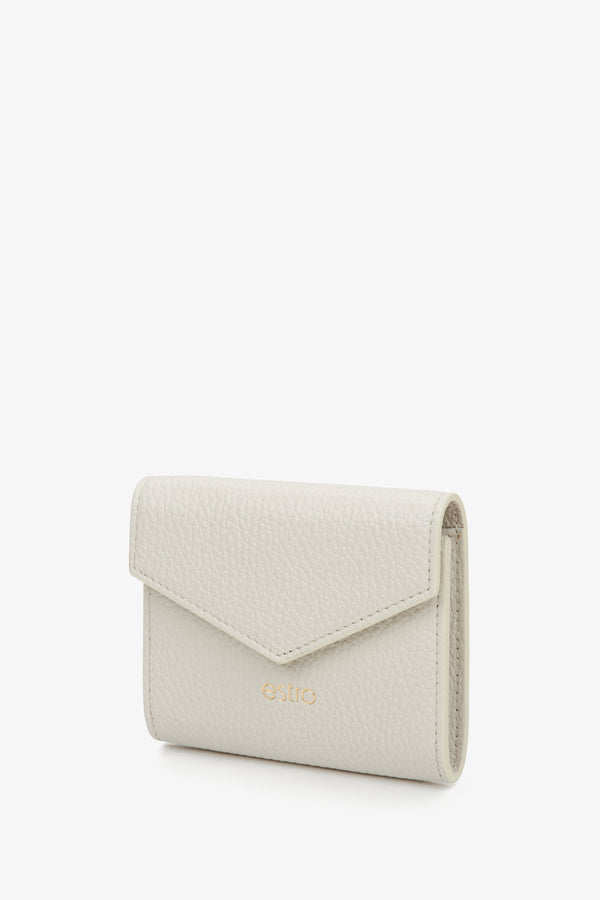 Estro milky-beige leather women's wallet.