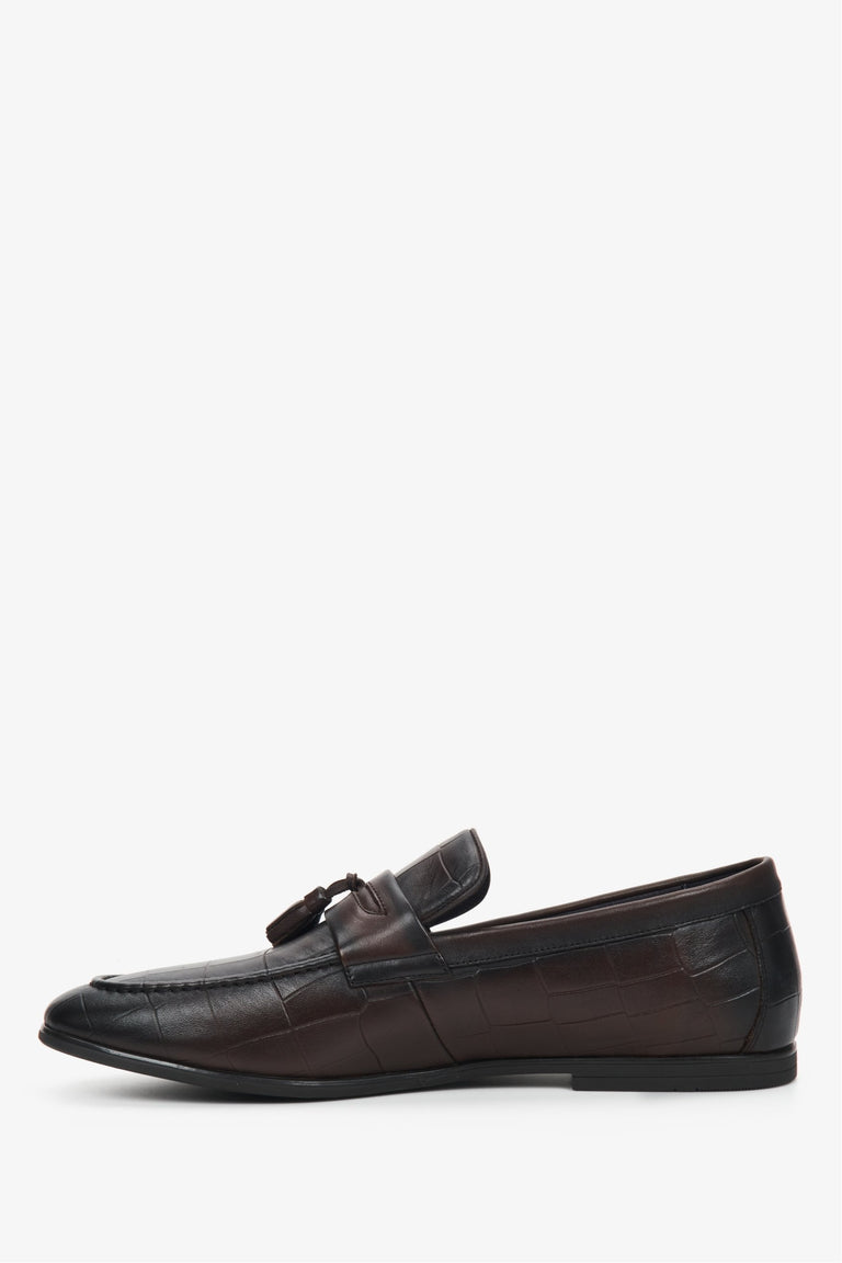 Men's leather loafers with embellishments for fall - shoe profile.