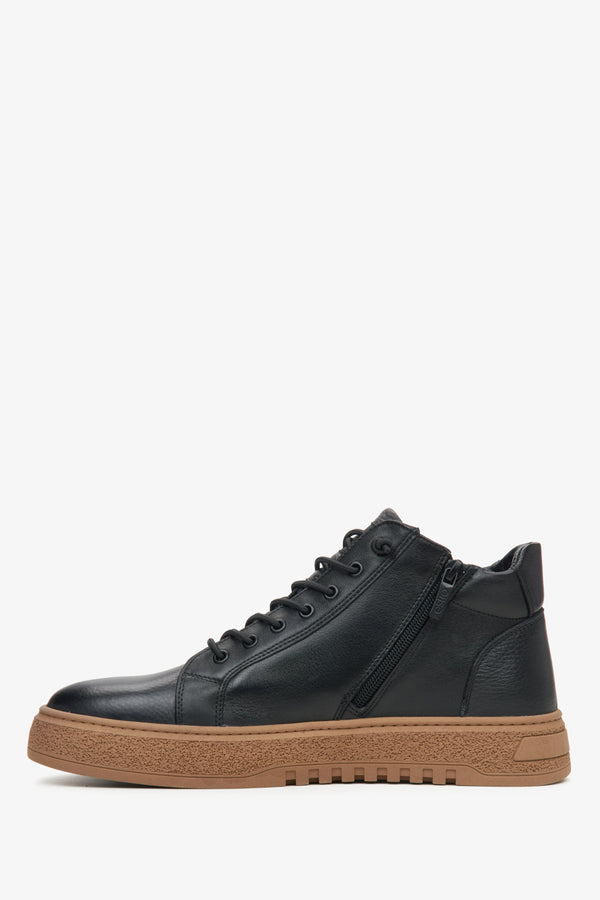 Men's high black sneakers made of genuine leather Estro - profile view of the shoe.