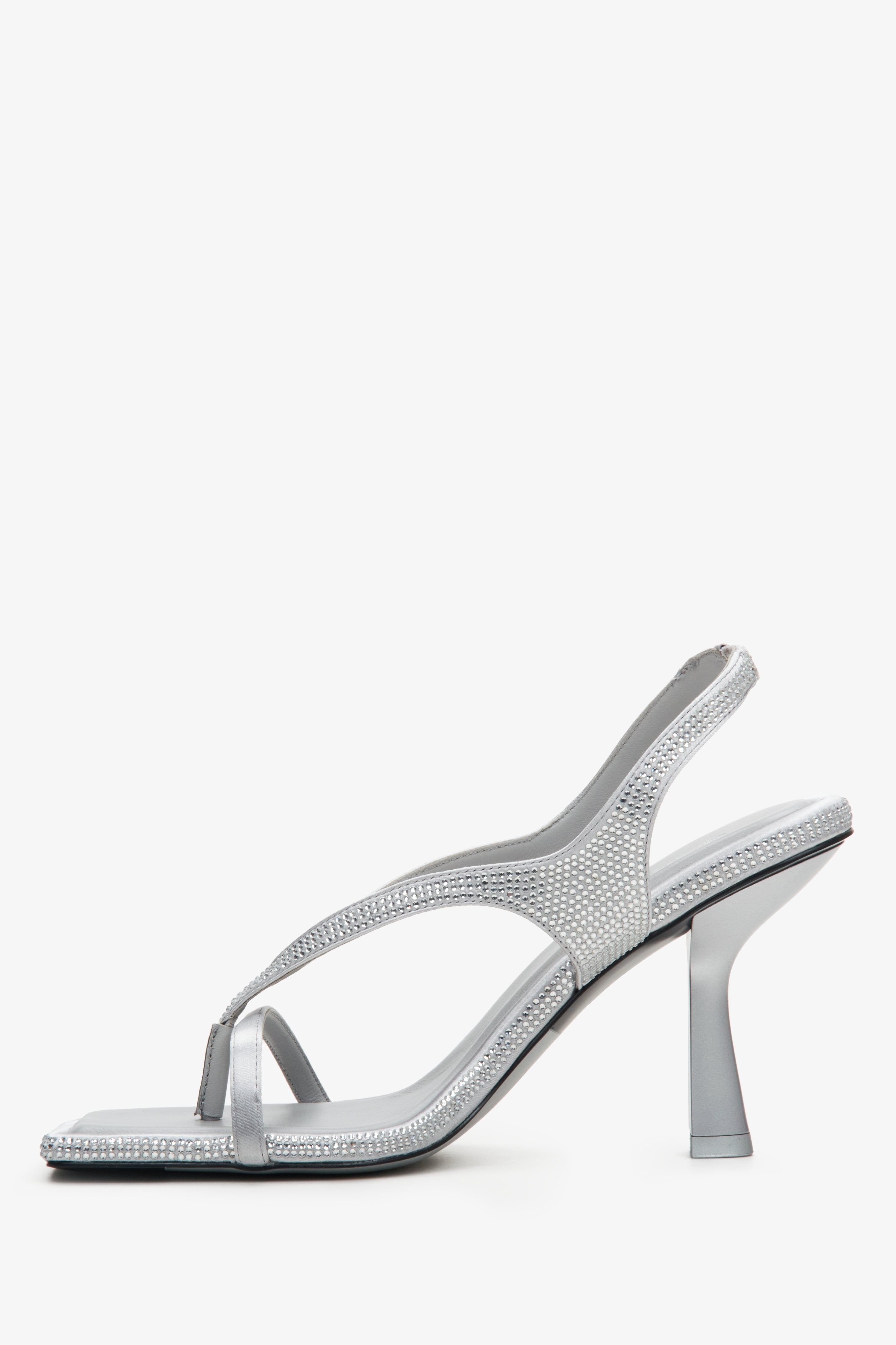 Diamond heeled sandals in silver Estro- shoe profile.