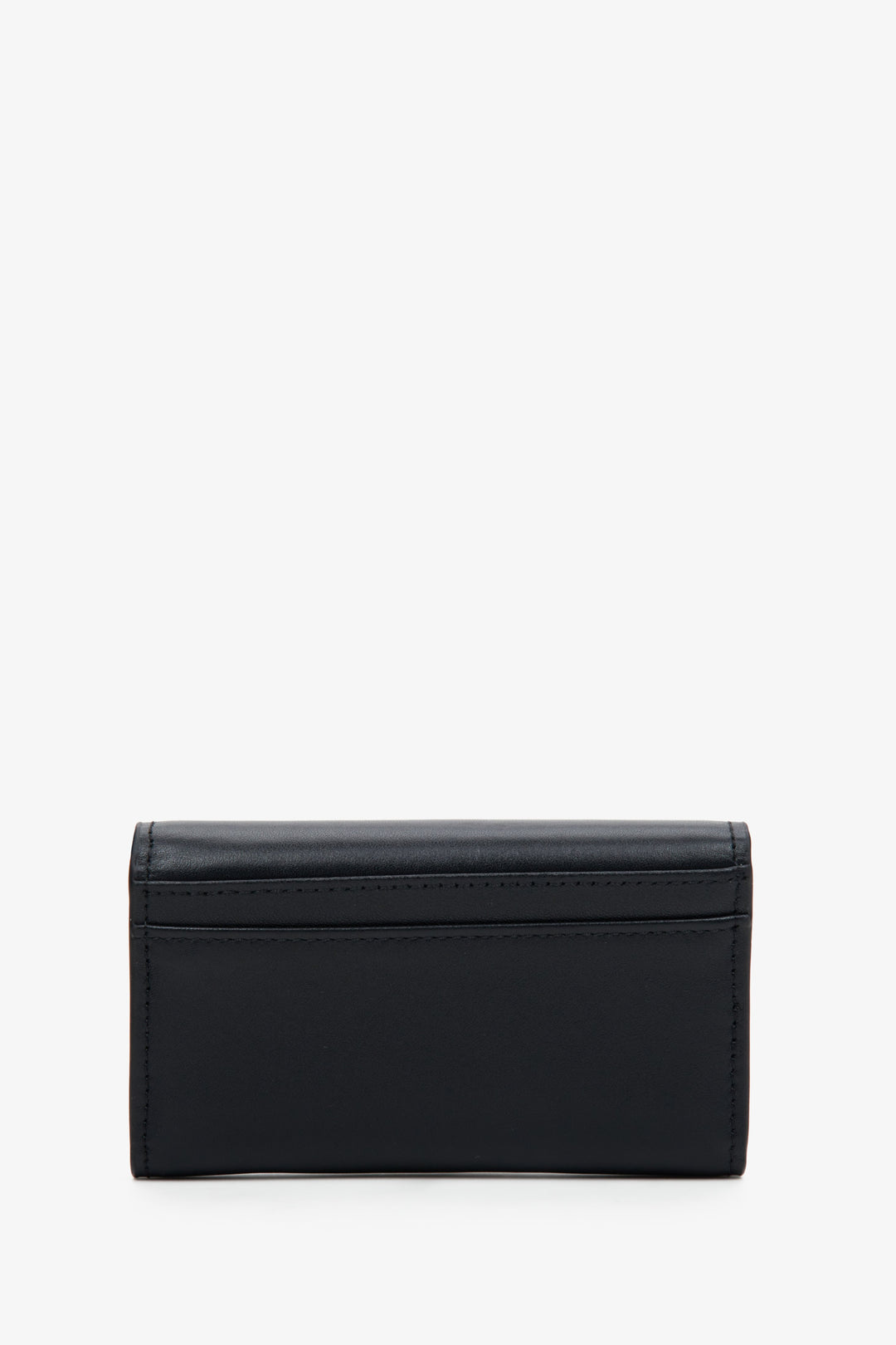 Women's black key case made of genuine leather by Estro - reverse side.