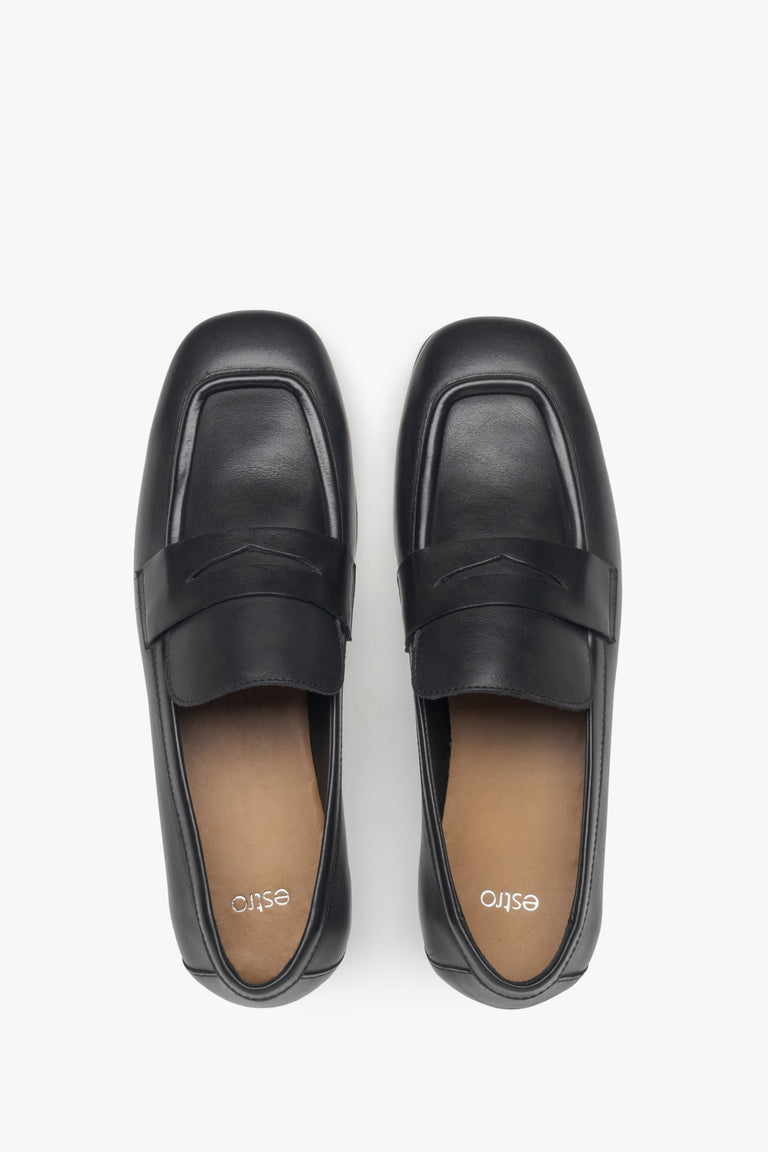 Black leather women's loafers by Estro - top view.