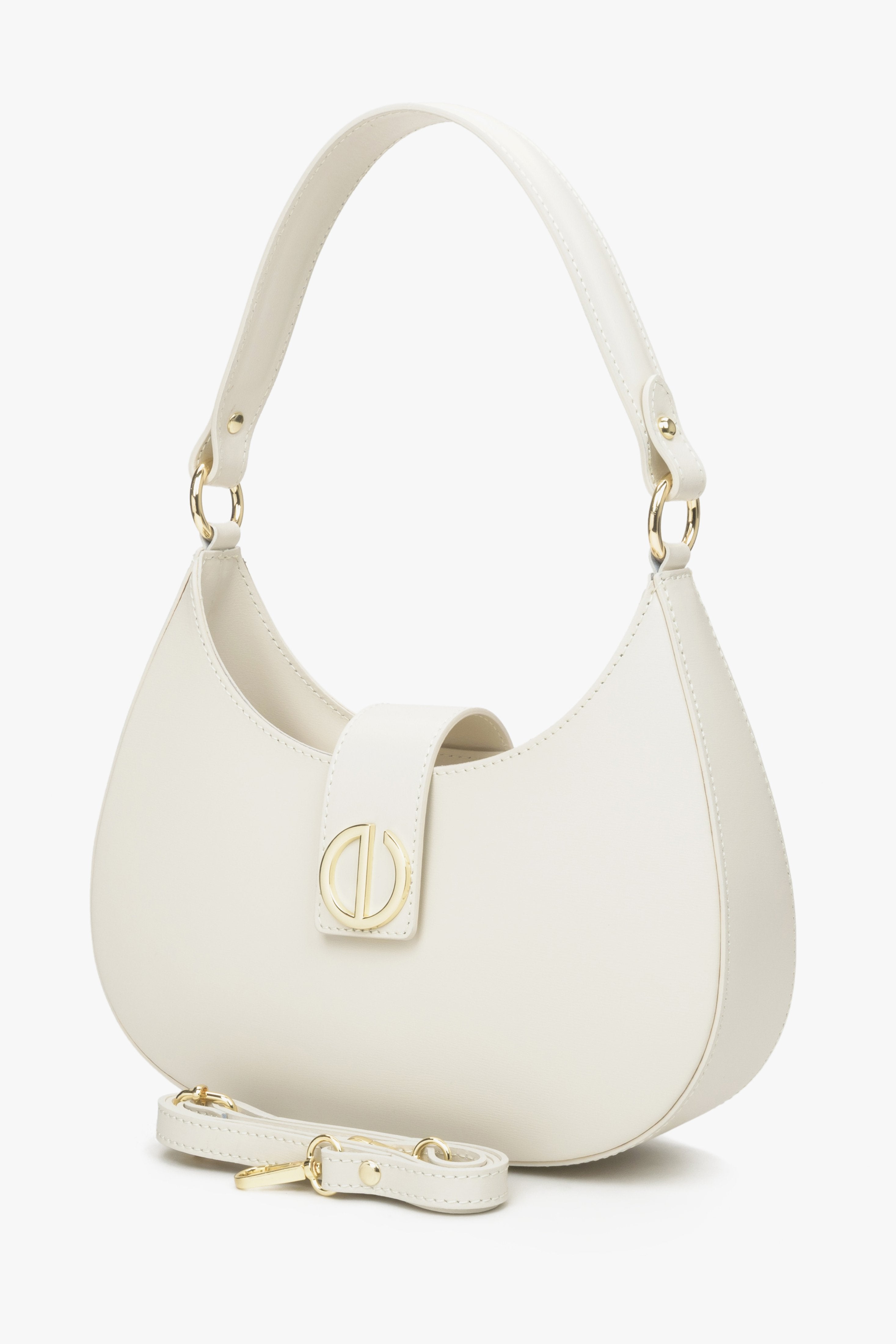 Estro women's milky-beige baguette-style handbag made of Italian genuine leather.