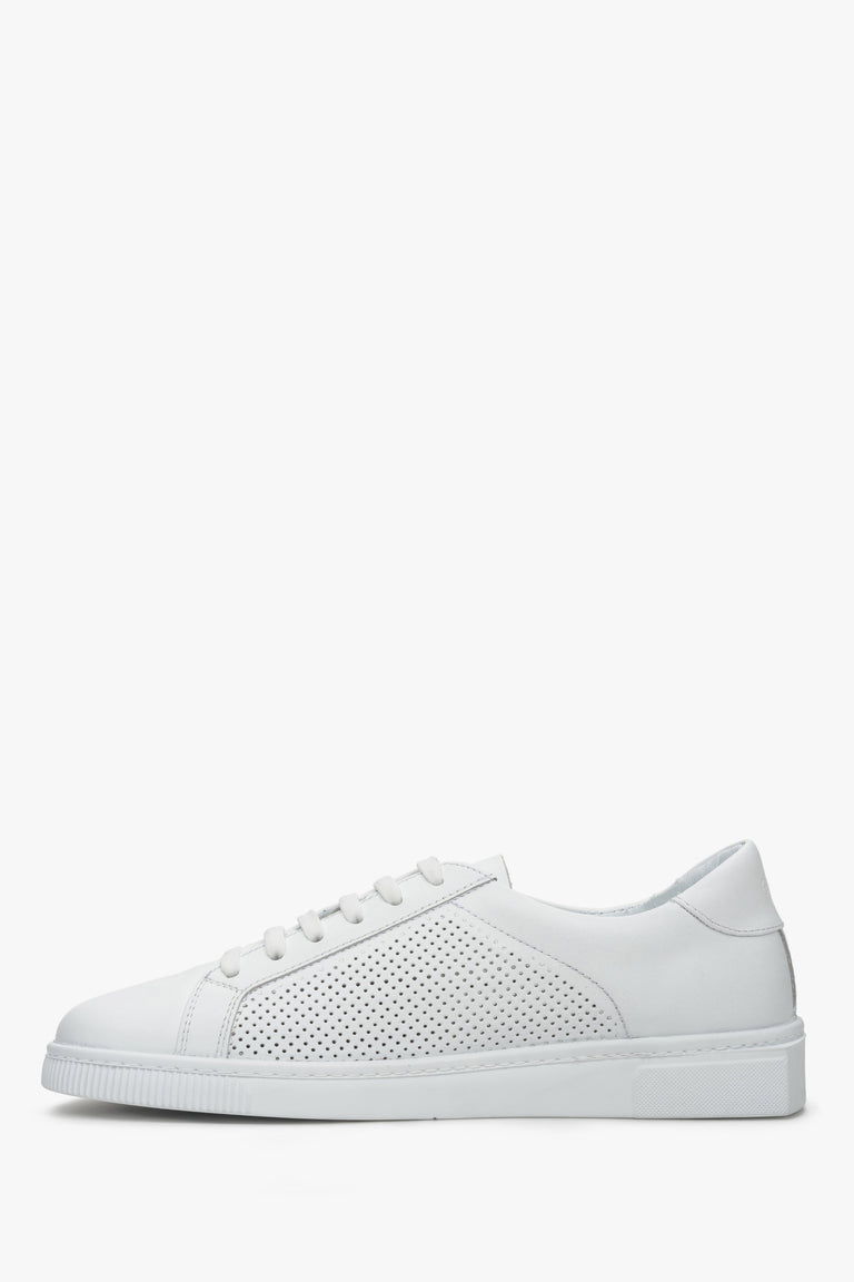 Perforated women's sneakers made of genuine leather by Estro for summer - shoe profile.