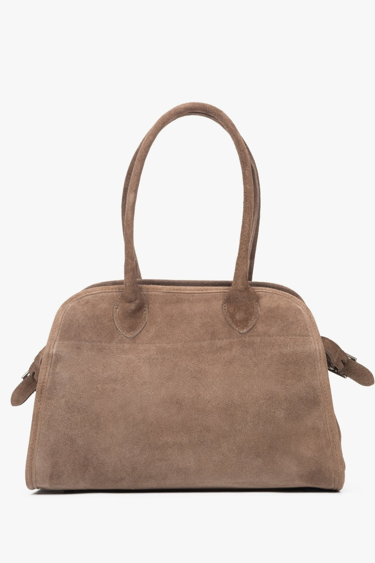 Beige women's handbag in a satchel style, made from Italian premium natural velour, by Estro.