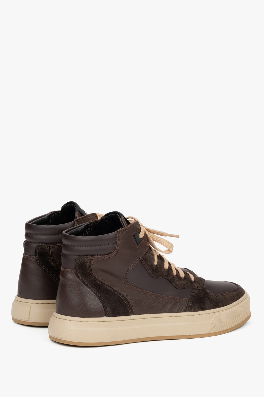 Dark brown men's high-top sneakers made of Italian leather and velour with insulation by Estro.