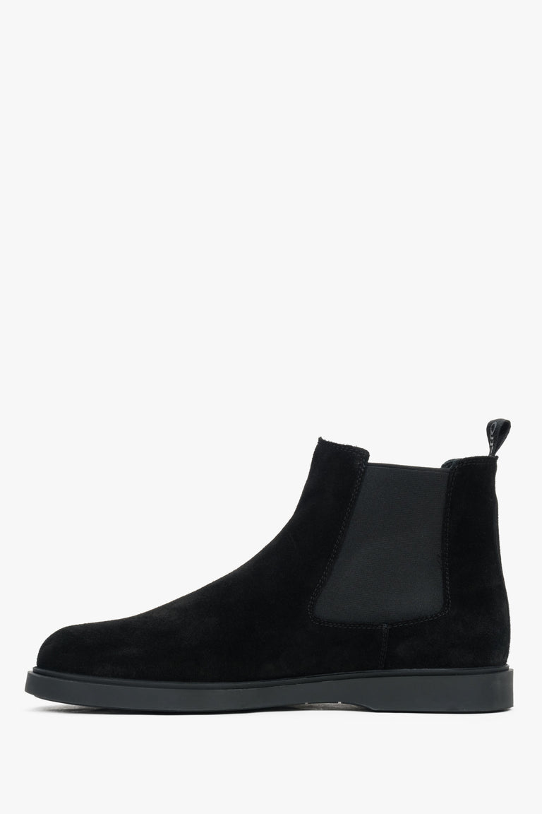 Black velour chelsea boots for men Estro - shoe profile