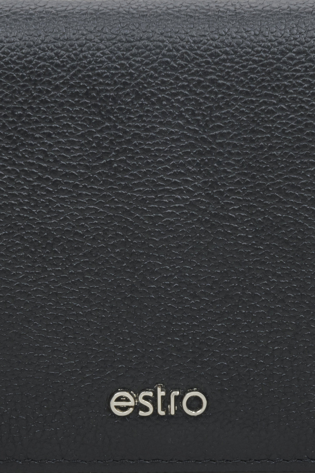 Estro men's large black wallet - close-up on details.