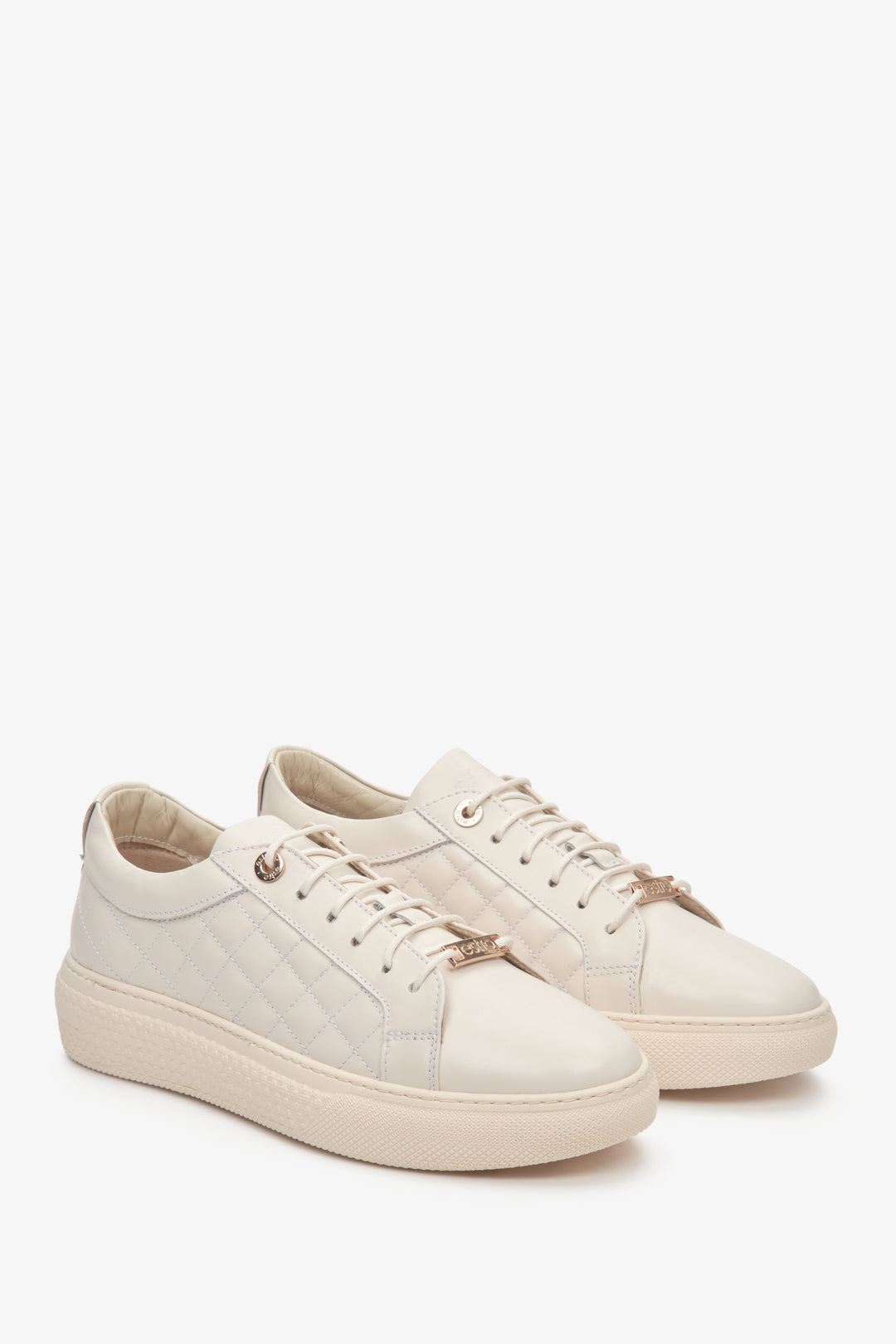 Women's Beige Sneakers made of Genuine Leather with Quilting Estro ER00111354.