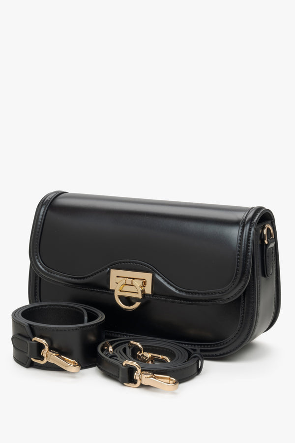 Women's black leather handbag with gold hardware Estro.