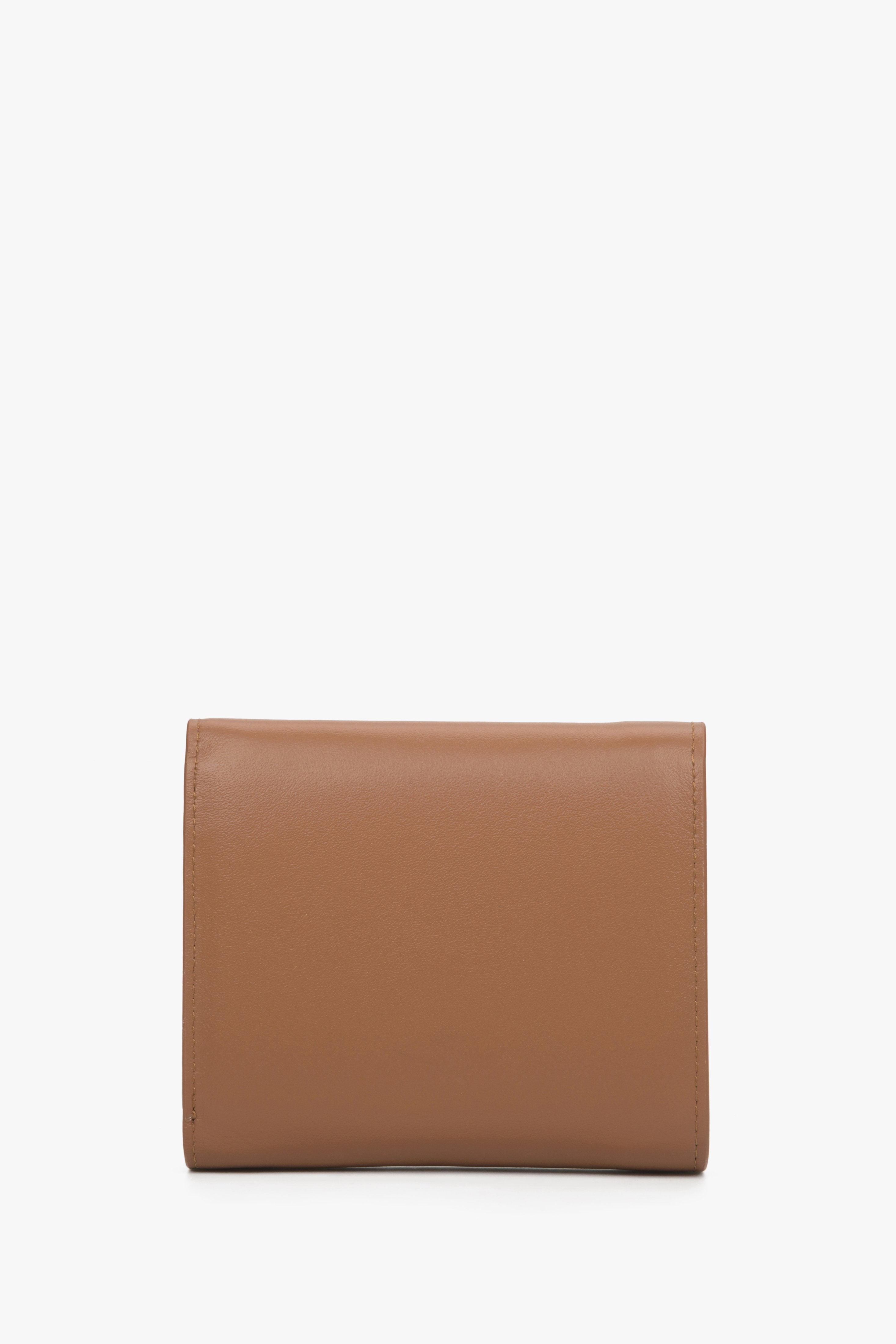 The back of the small brown  women's wallet by Estro.