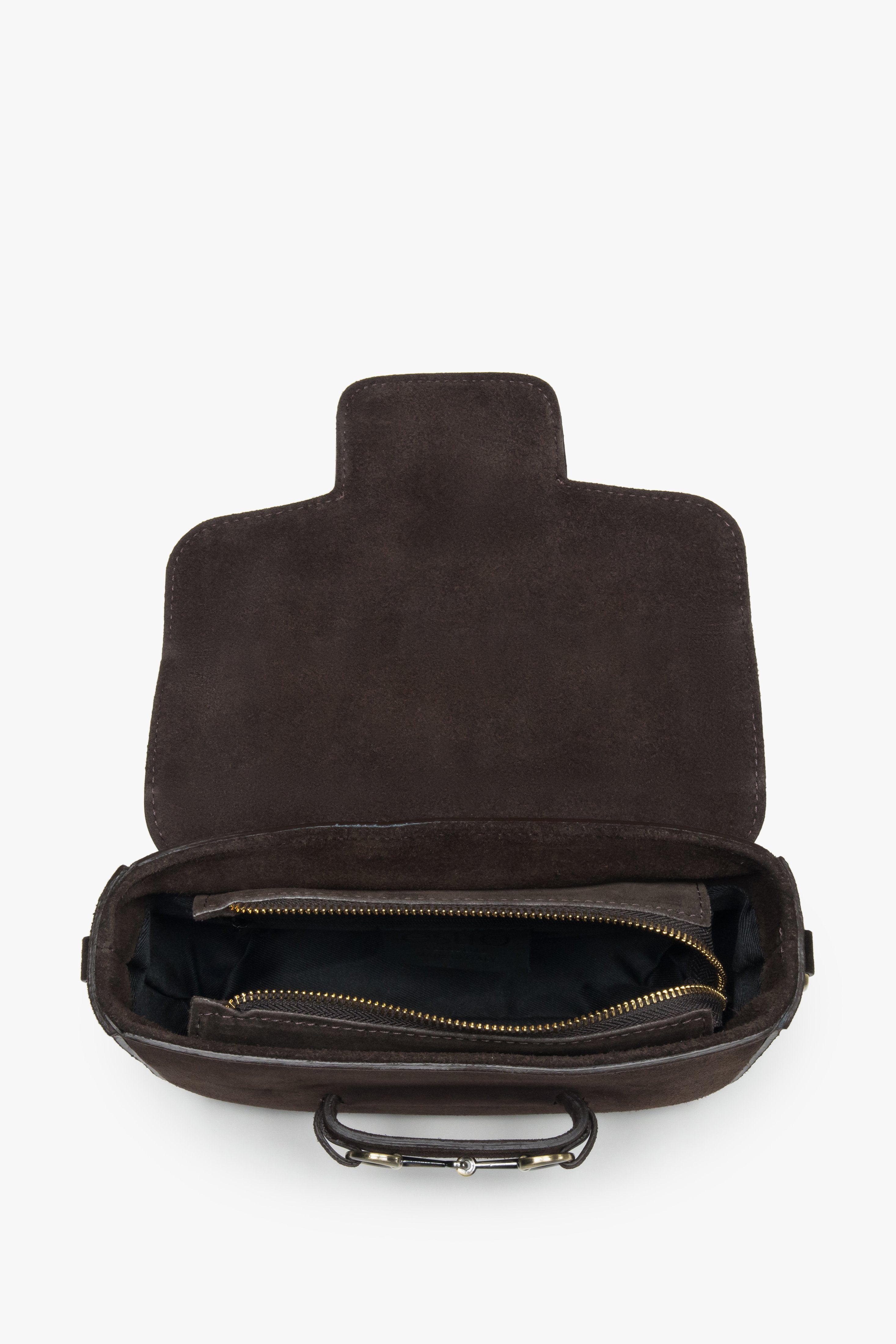 Women's saddle brown shoulder bag made of genuine Italian premium velour.