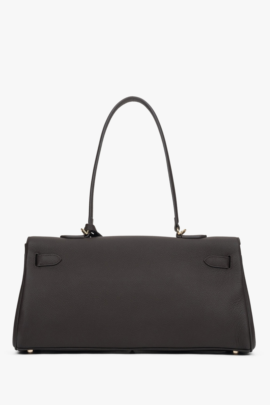 Saddle brown shoulder bag for women with elegant gold-tone accents from Estro.