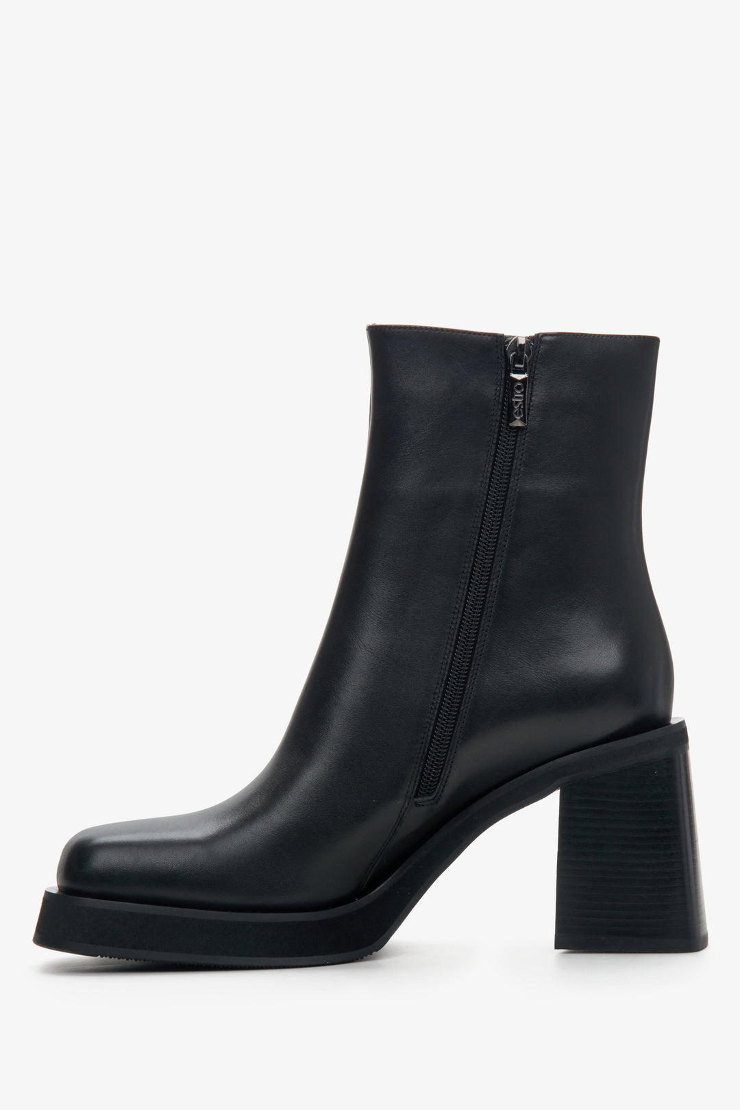 Women's black leather  boots with a heel by Estro - shoe profile.
