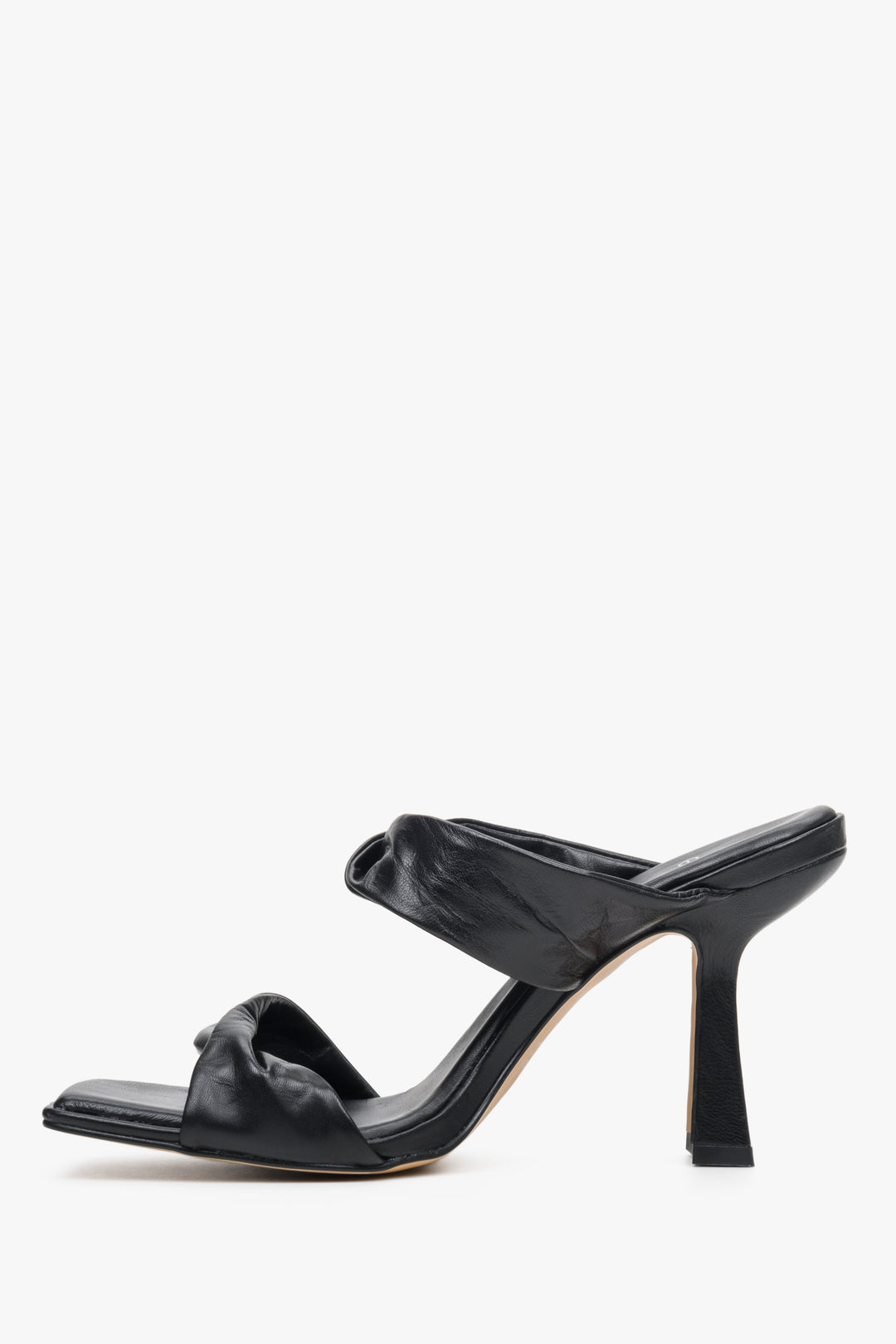 Leather, women's black sandals with woven straps by Estro - shoe profile.