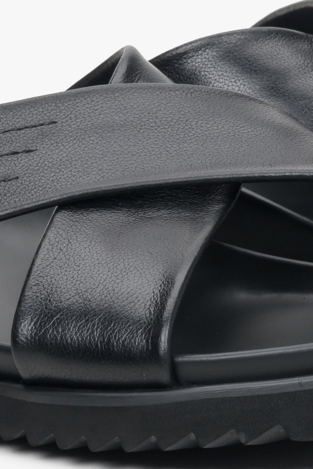 Men's black leather  sandals by Estro - close-up on the details.